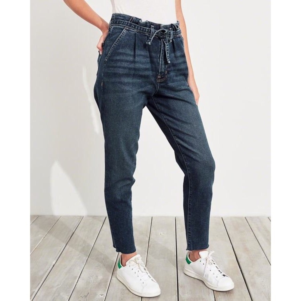 Hollister Paperbag Mom Jeans